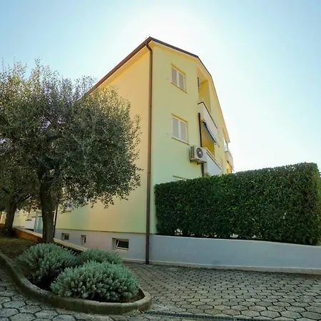 Biljana Apartment *